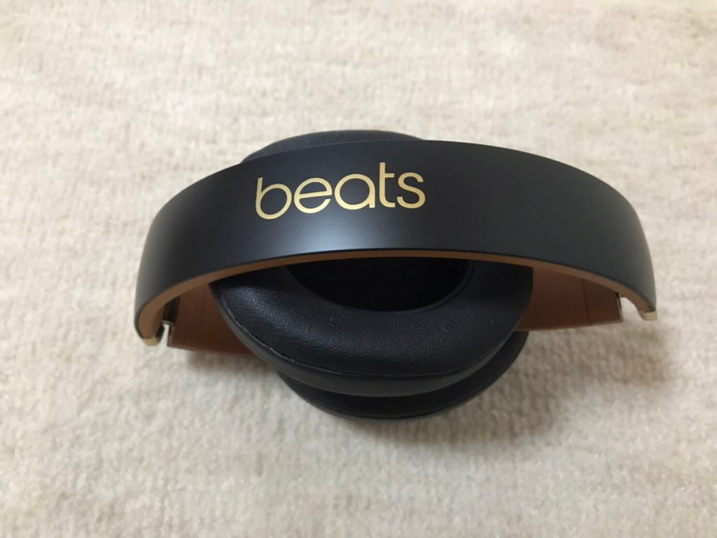 beats studio3 wirelessの開封
